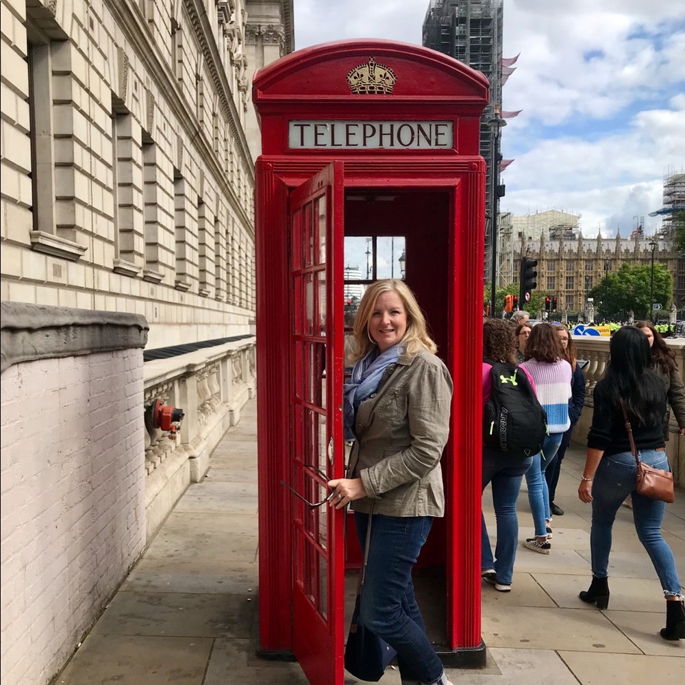 Meet your Posher, Andrea